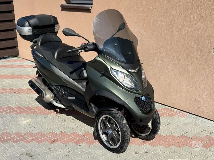 Piaggio MP3 500cc, triračiai