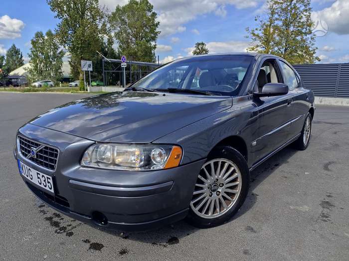 Volvo S60, 2.0 l., Седан