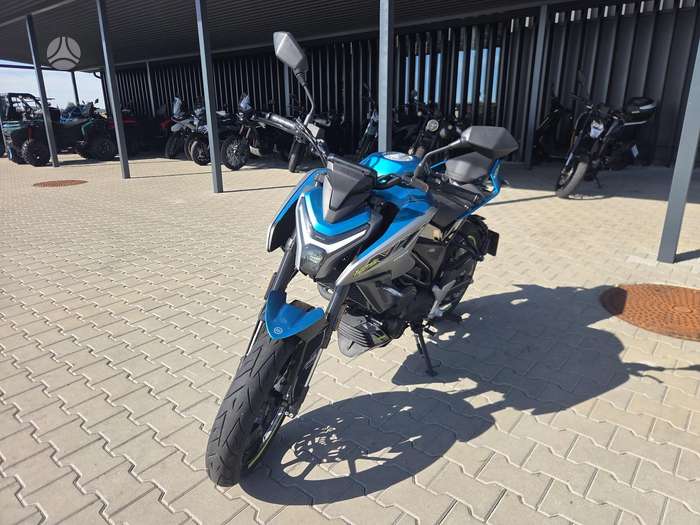 CFMOTO 125 NK, street / classic