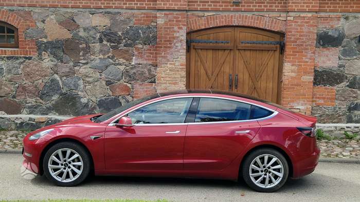 Tesla Model 3, 75 кВт·ч, Седан