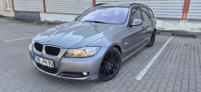 BMW 320, 2.0 l., wagon