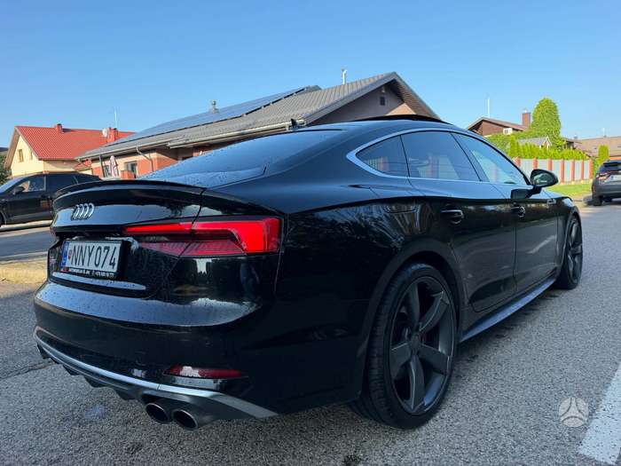 Audi S5, 3.0 l., Седан