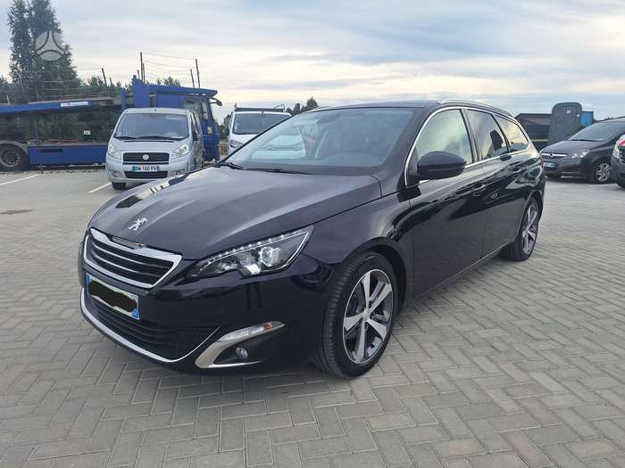 Peugeot 308, 1.2 l., Универсал