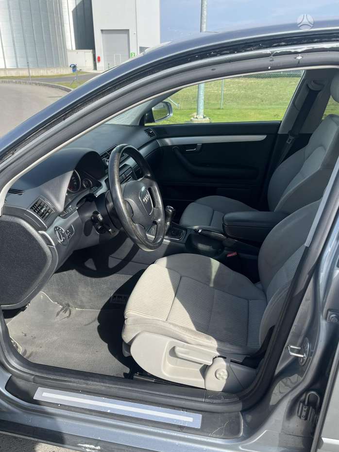 Audi A4, 2.0 l., sedanas