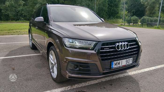 Audi Q7, 3.0 l., off-road / crossover