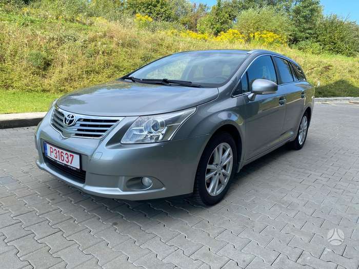 Toyota Avensis, 1.8 l., Универсал