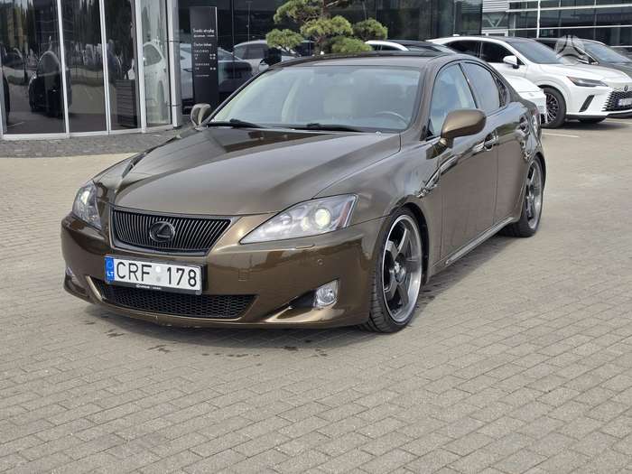 Lexus IS 250, 2.5 l., Седан