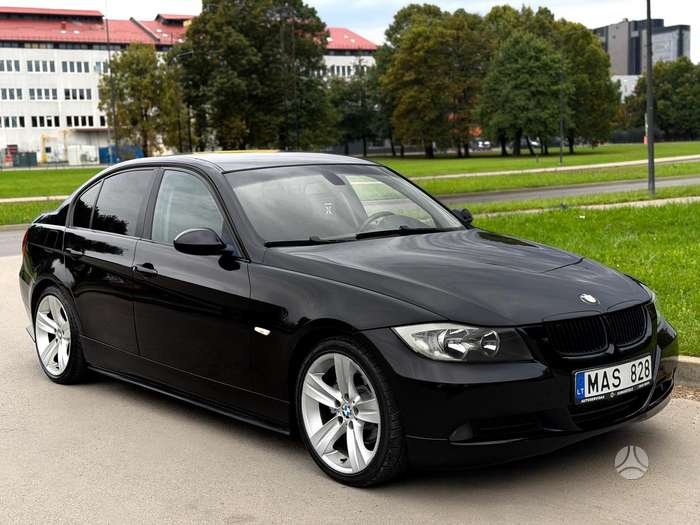 BMW 320, 2.0 l., Седан