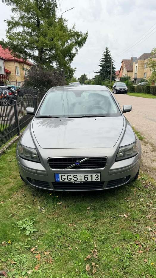 Volvo S40, 2.0 l., Седан
