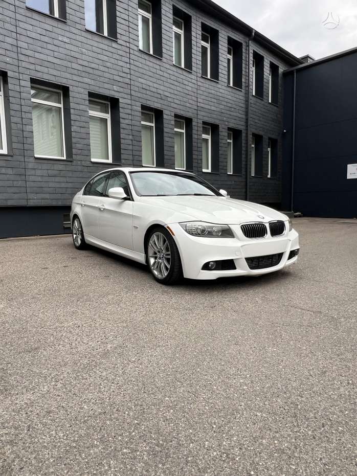 BMW 335, 3.0 l., Седан