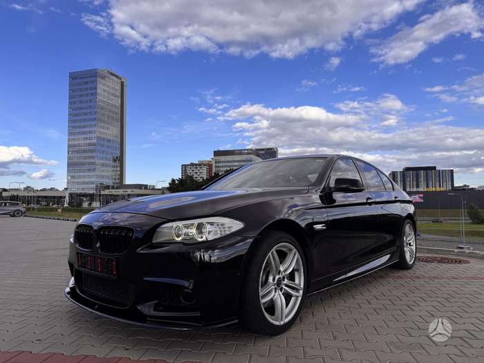 BMW 535, 3.0 l., Седан