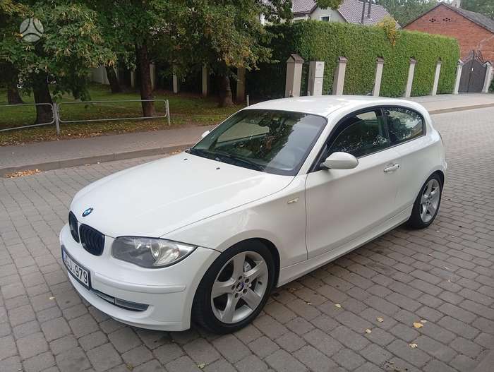 BMW 118, 1.8 l., hatchback