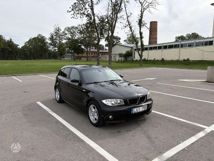 BMW 118, 2.0 l., hatchback