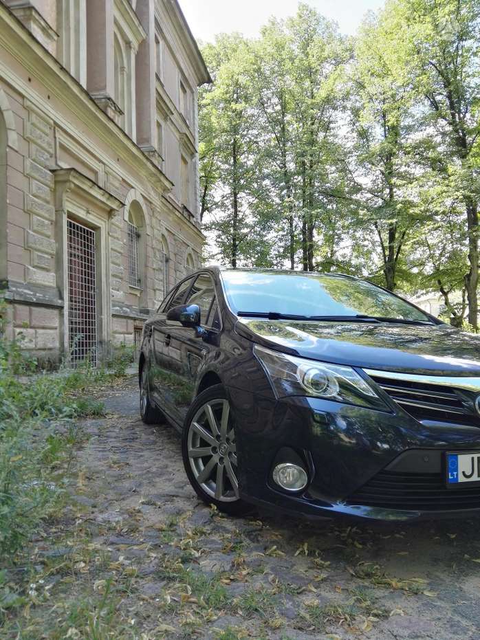 Toyota Avensis, 2.2 l., Универсал
