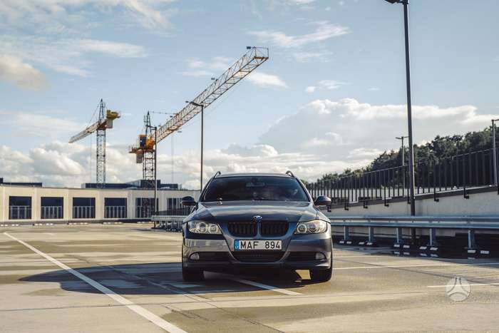 BMW 320, 2.0 l., Универсал