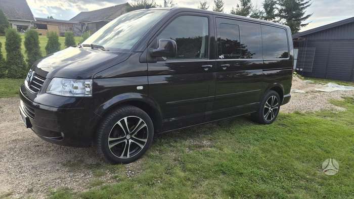 Volkswagen Multivan, 2.5 l., Минивэн