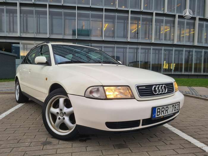 Audi A4, 2.5 l., Универсал