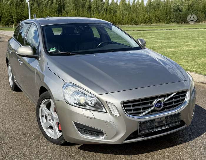 Volvo V60, 2.4 l., universalas