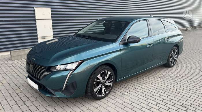 Peugeot 308, 1.2 l., Универсал