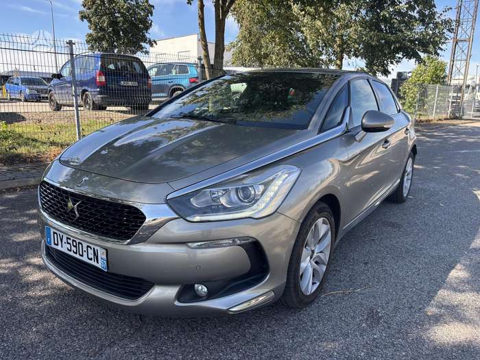 Citroen DS5, 2.0 l., Хэтчбек