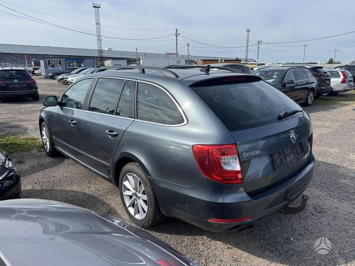 Skoda Superb, 1.6 l., Универсал