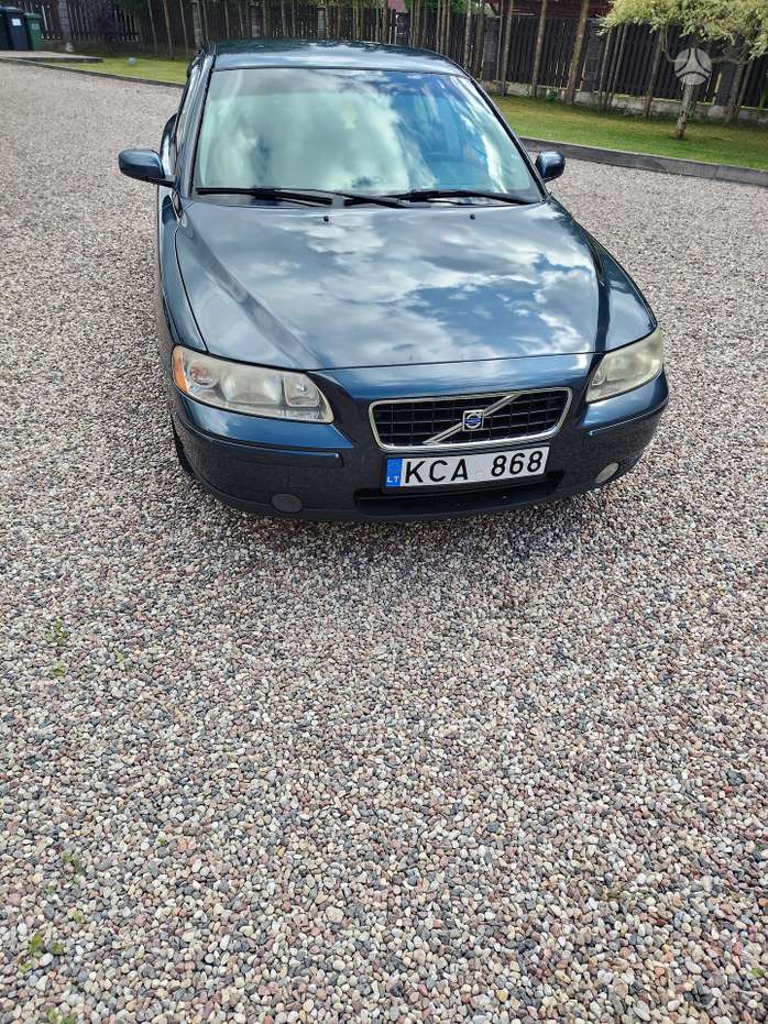 Volvo S60, 2.4 l., Седан