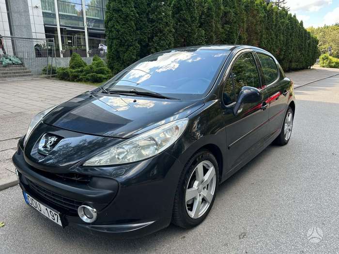 Peugeot 207, 1.6 l., hatchback