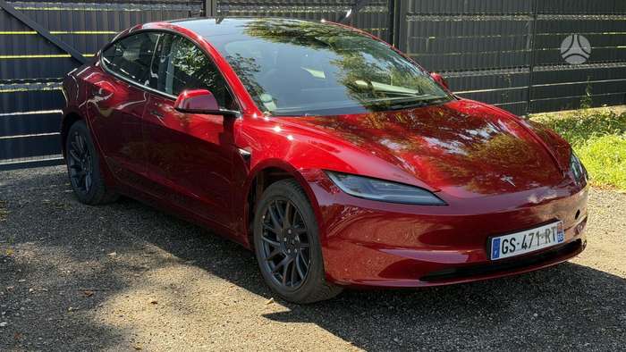 Tesla Model 3, 82 kWh, hatchback