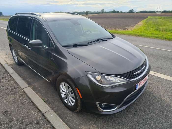 Chrysler Pacifica, 3.6 l., Минивэн
