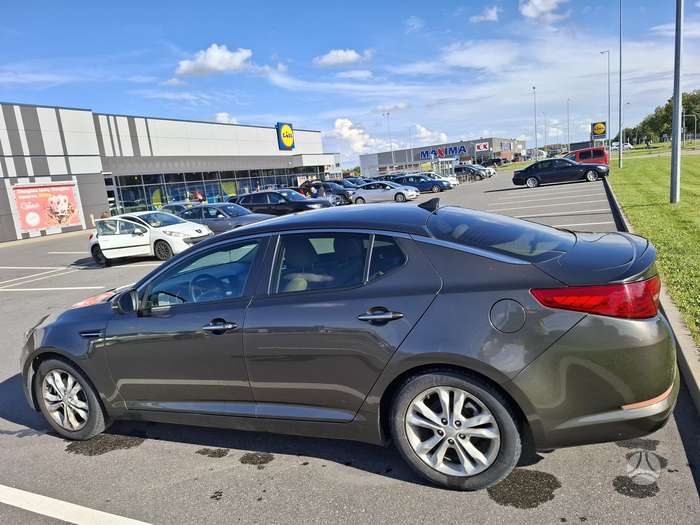 Kia Optima, 2.4 l., Седан