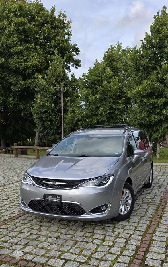 Chrysler Pacifica, 3.6 l., Минивэн