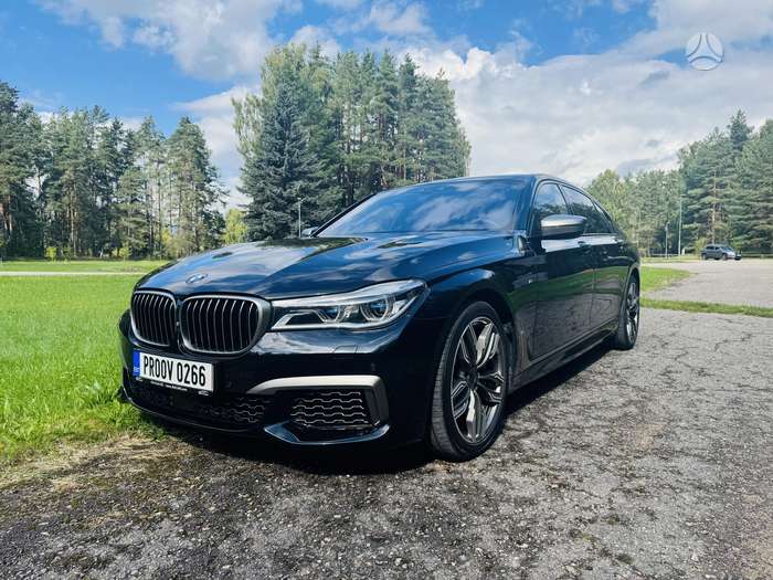 BMW M760, 6.6 l., Седан
