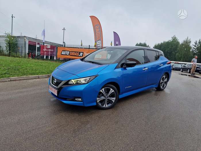Nissan Leaf, 40 kWh, hatchback