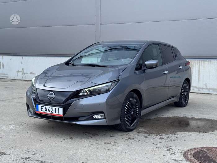 Nissan Leaf, 40 kWh, hatchback