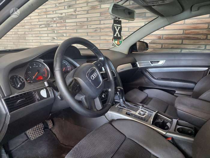 Audi A6, Универсал