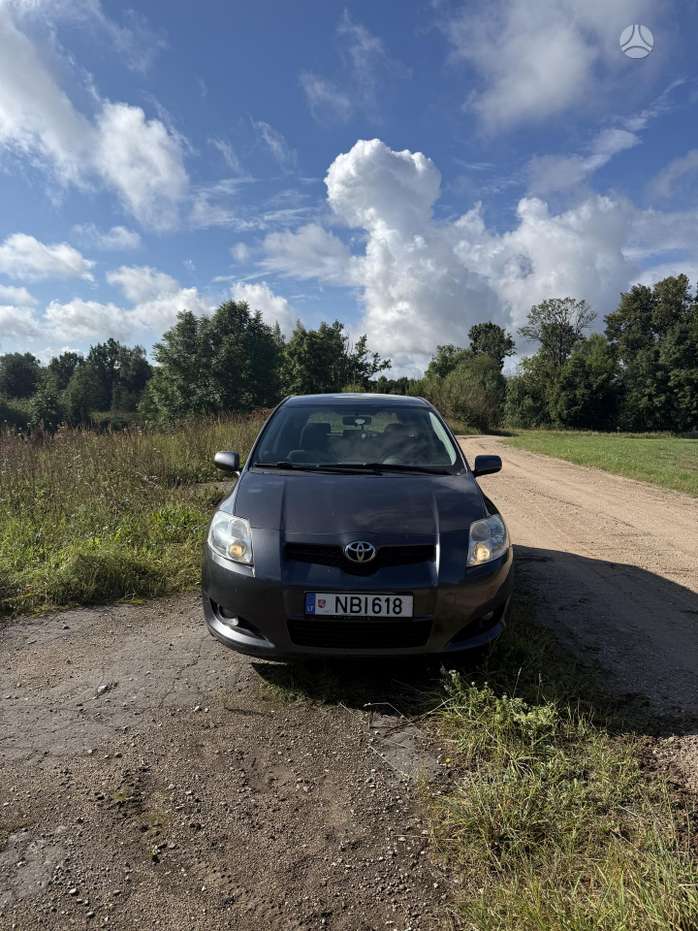 Toyota Auris, Хэтчбек
