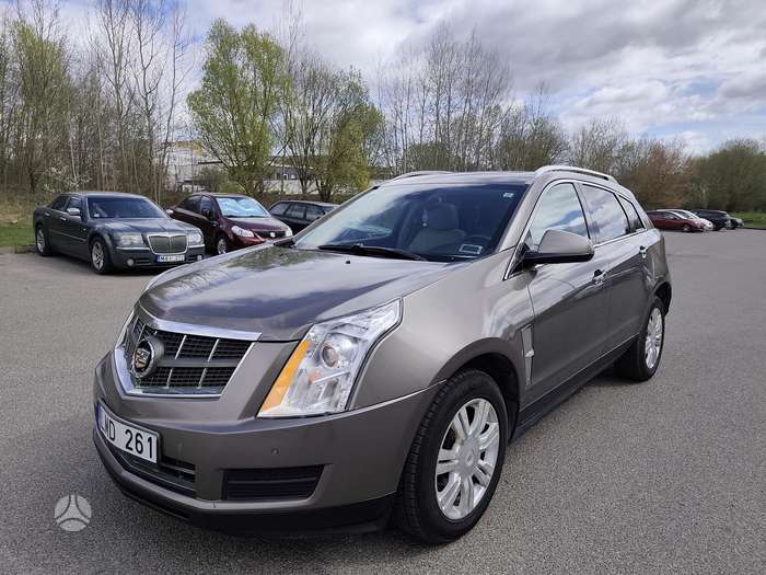 Cadillac SRX, 3.0 l., off-road / crossover