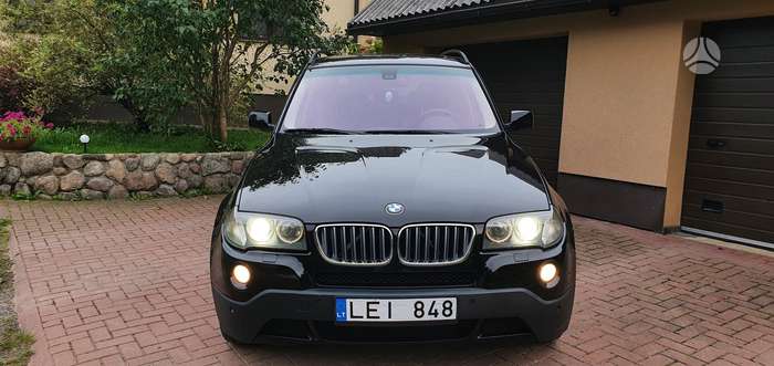BMW X3, off-road / crossover
