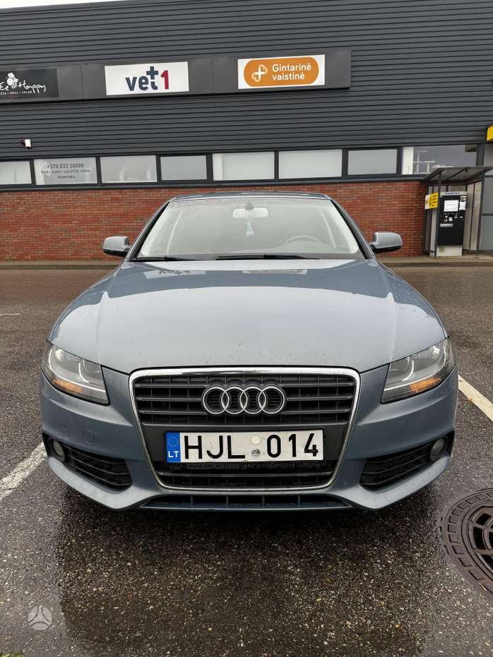 Audi A4, 2.0 l., sedanas