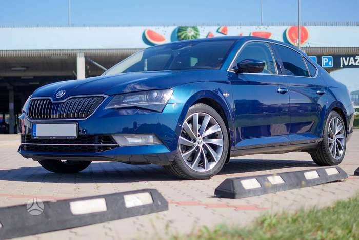 Skoda Superb, 2.0 l., Седан