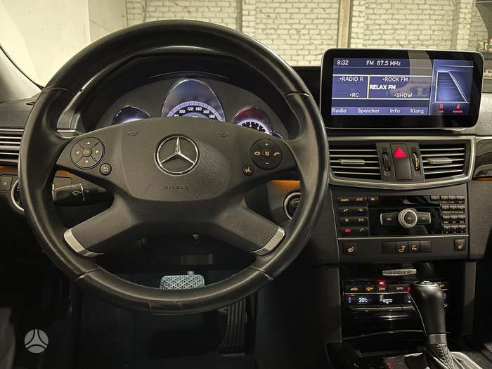 Photo 4 of 4