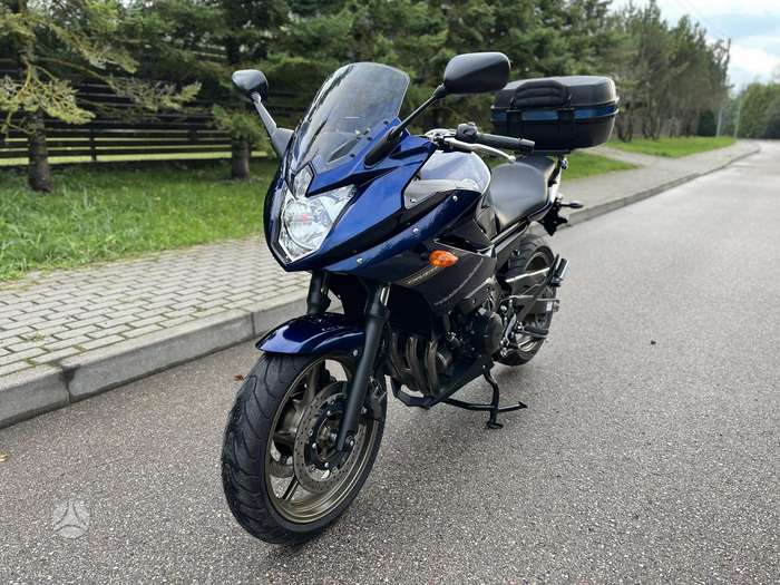 Yamaha XJ6 600cc, street / classic