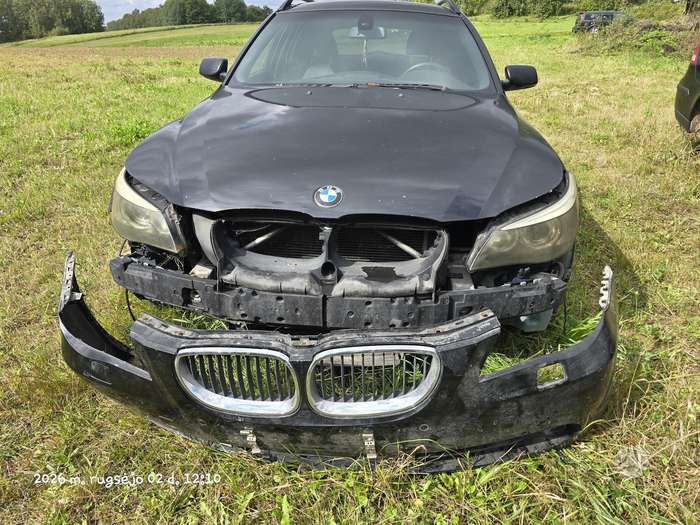 BMW 525, Универсал