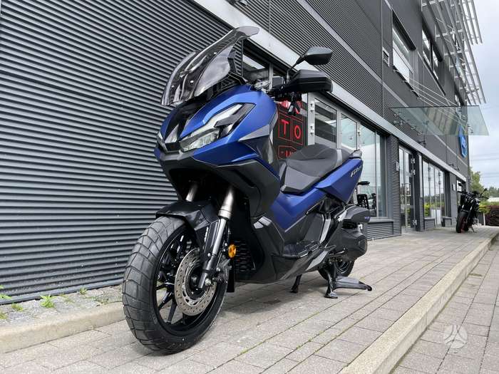 Honda ADV350 350cc, мотороллеры / мопеды