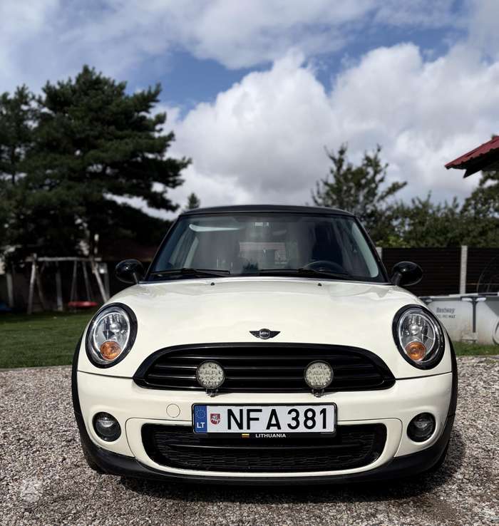 Mini Cooper, 1.6 l., Хэтчбек