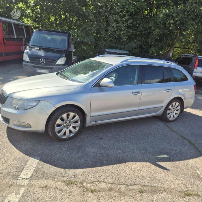 Skoda Superb, 2.0 l., Универсал