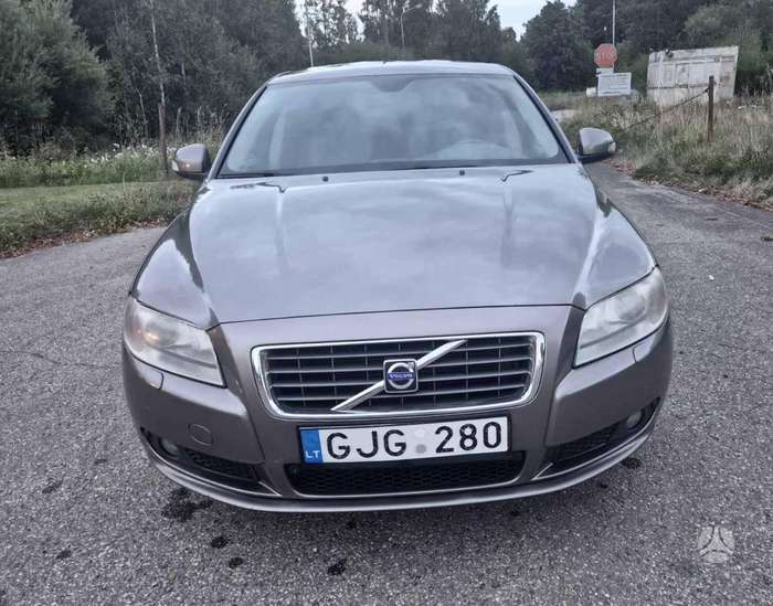 Volvo S80, 2.4 l., Седан
