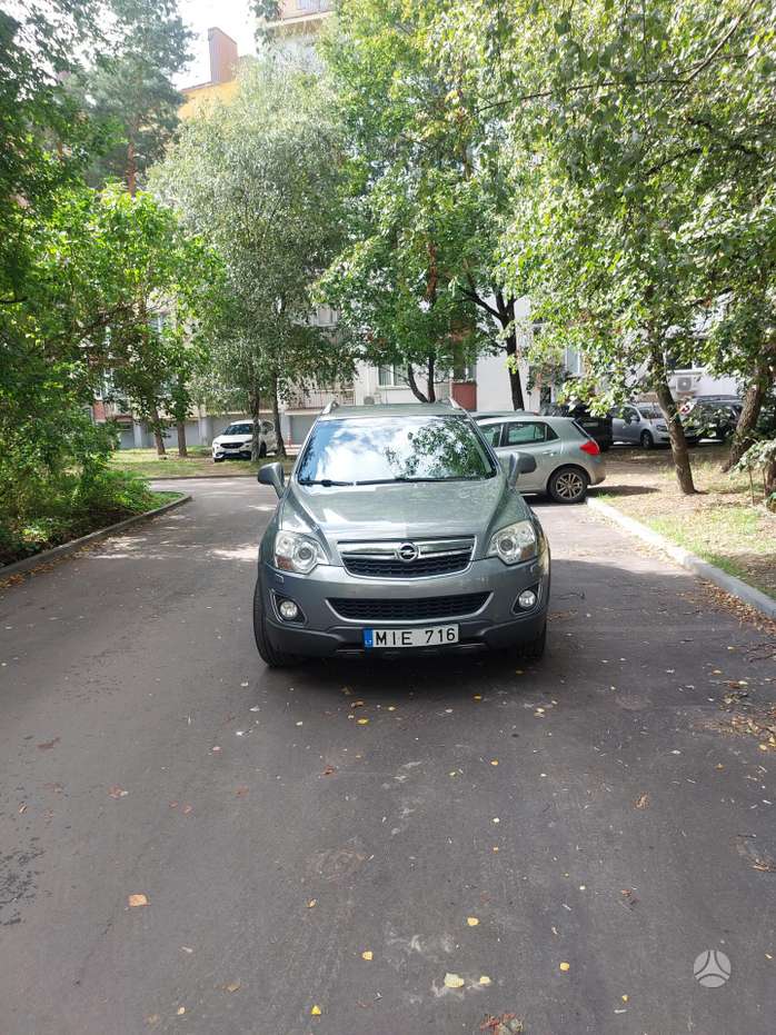Opel Antara, 2.2 l., off-road / crossover
