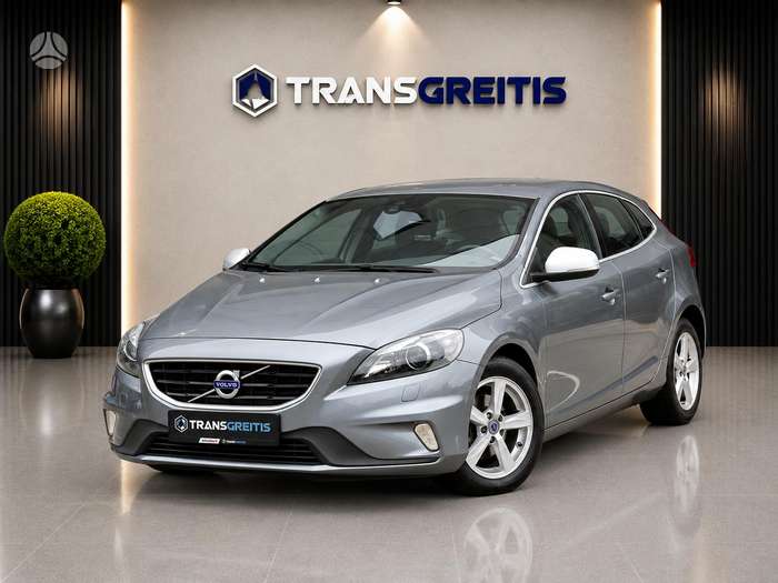 Volvo V40, 2.0 l., Хэтчбек
