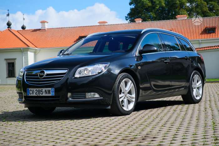Opel Insignia, 2.0 l., Универсал